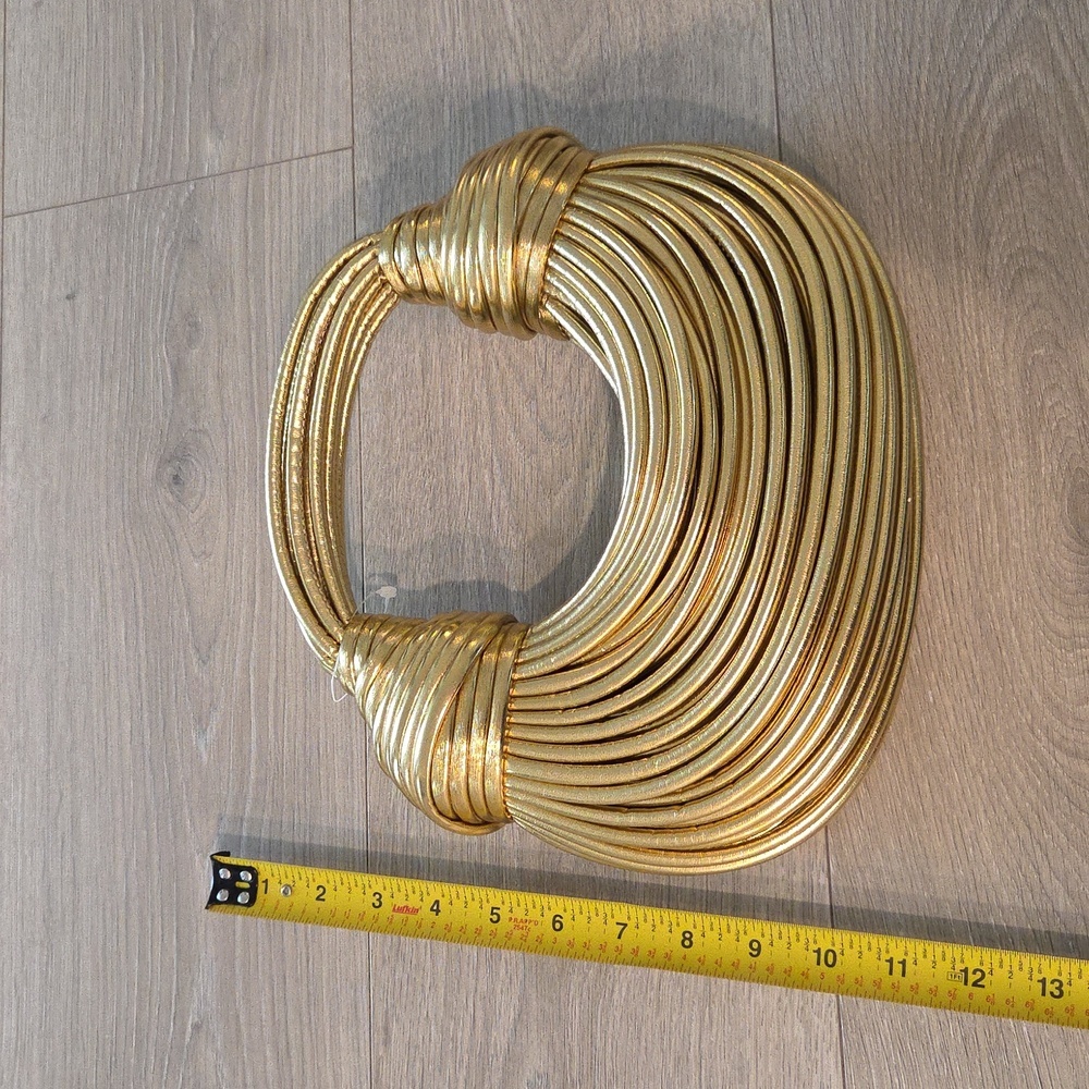 Golden Knot Bag - Picture 4 of 4